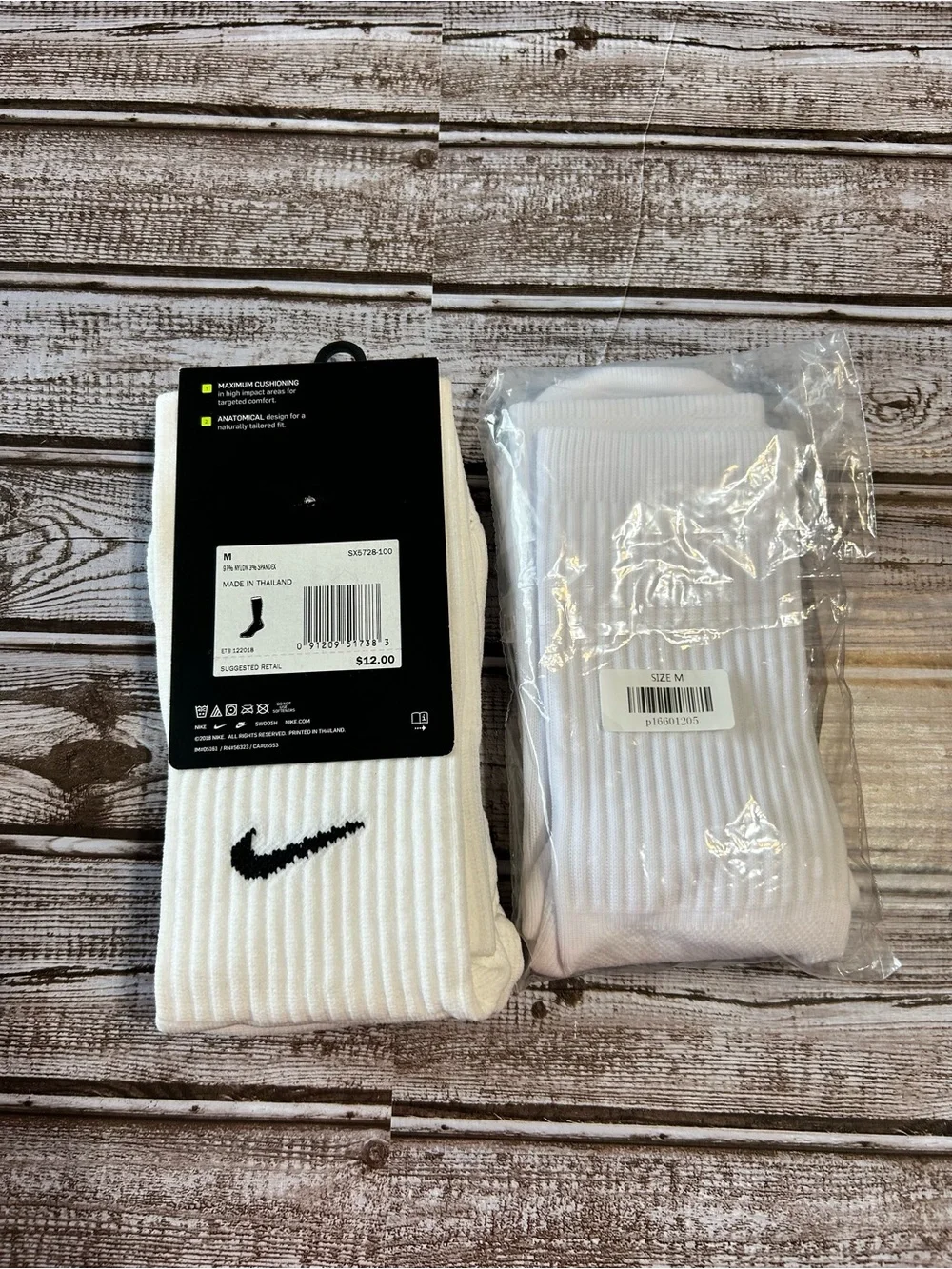 Nike White soccer Socks with gain the edge grip sock